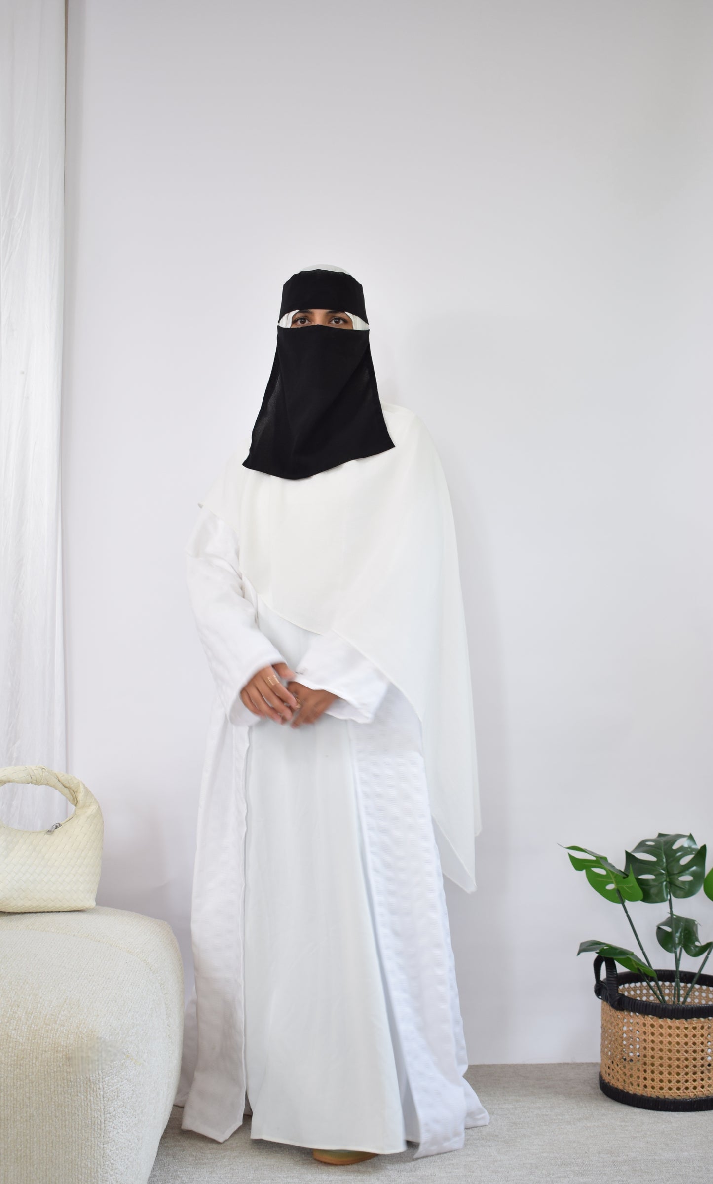 Dove Seer Abaya