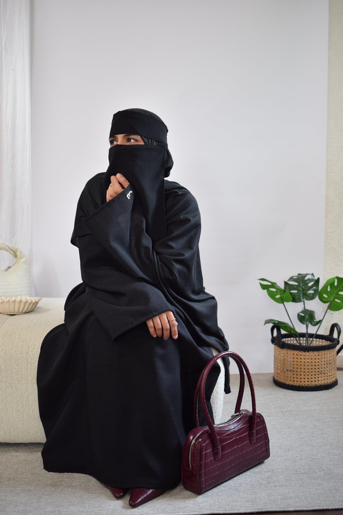 Black Linen Look Abaya