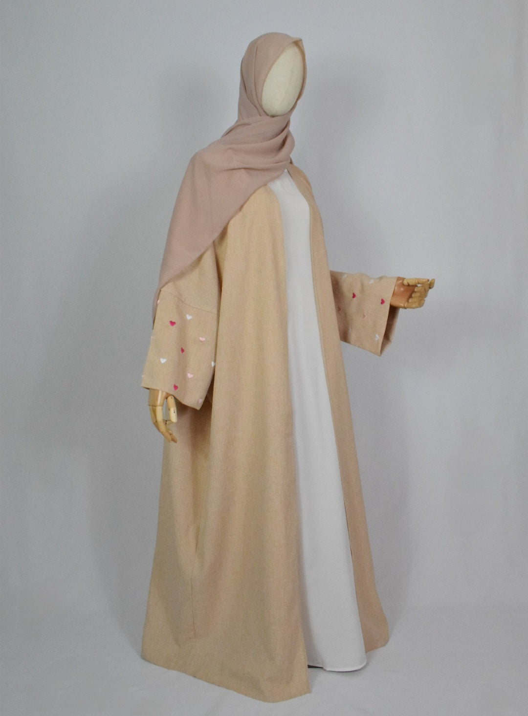 Hearts Abaya